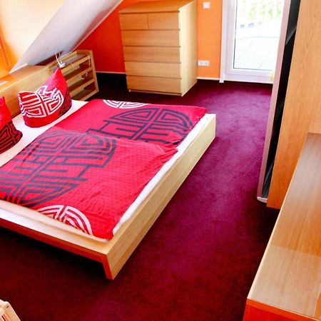 Ferienhaus Adler In Миров Экстерьер фото