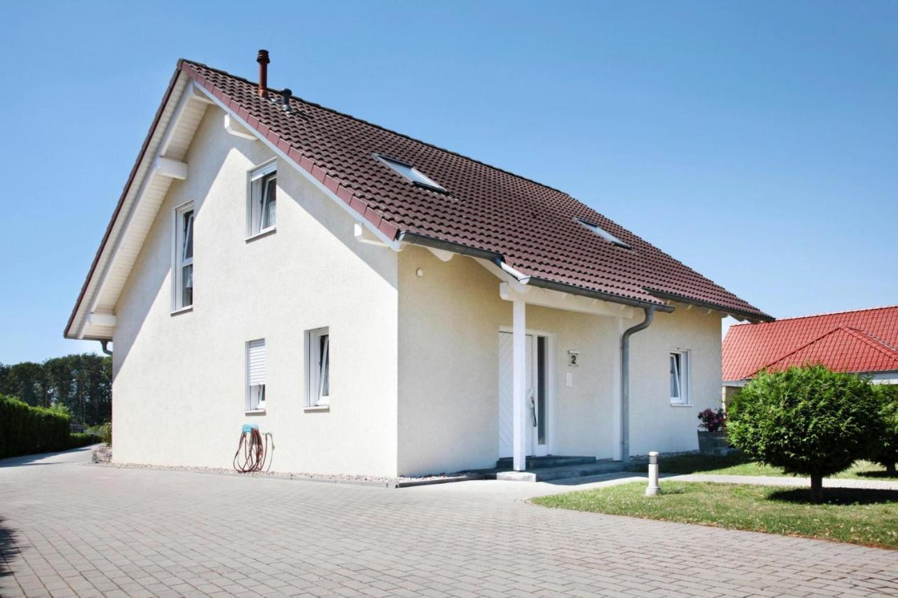 Ferienhaus Adler In Миров Экстерьер фото